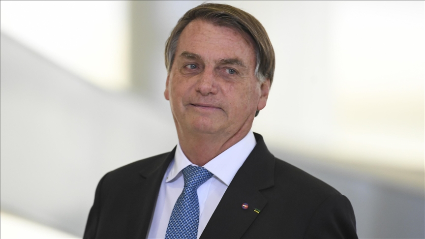 Jair Bolsonaro es hospitalizado por obstrucción intestinal