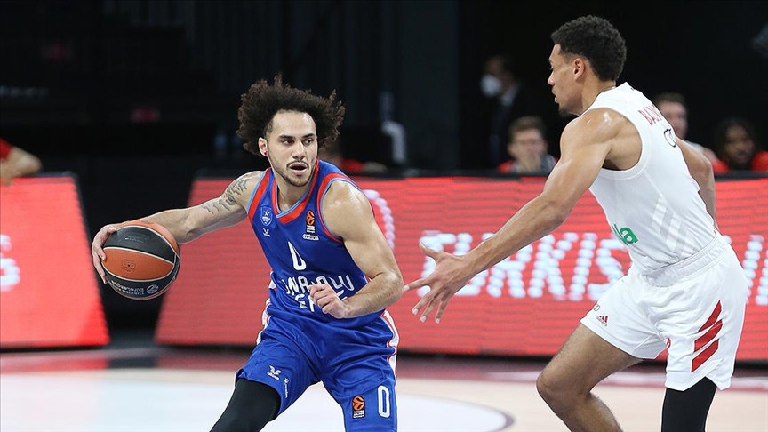 Anadolu Efes-Bayern Münih maçı, Kovid-19 vakaları nedeniyle ertelendi
