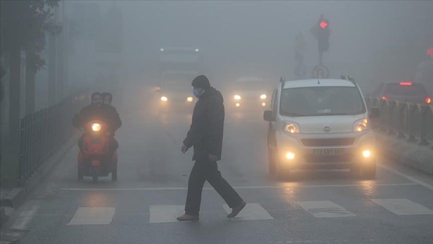 Edirne, Eskişehir ve Düzce'de yoğun sis etkili oluyor