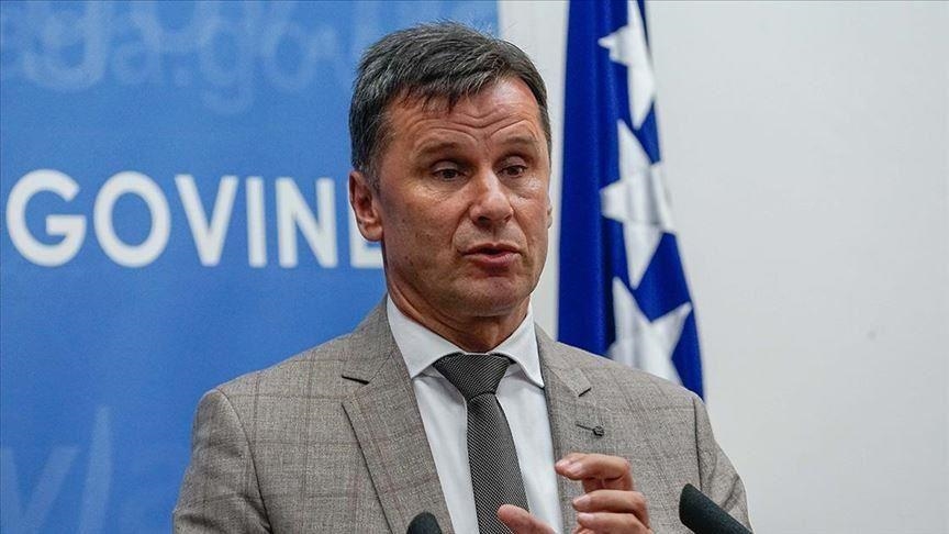 BiH: Novalić traži da svi kantoni osiguraju porodiljske naknade od 1.000 KM