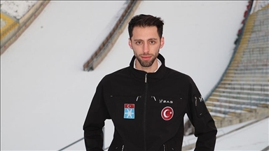 Pemain ski Turki Ipcioglu melaju ke final 4 Hills Tournament