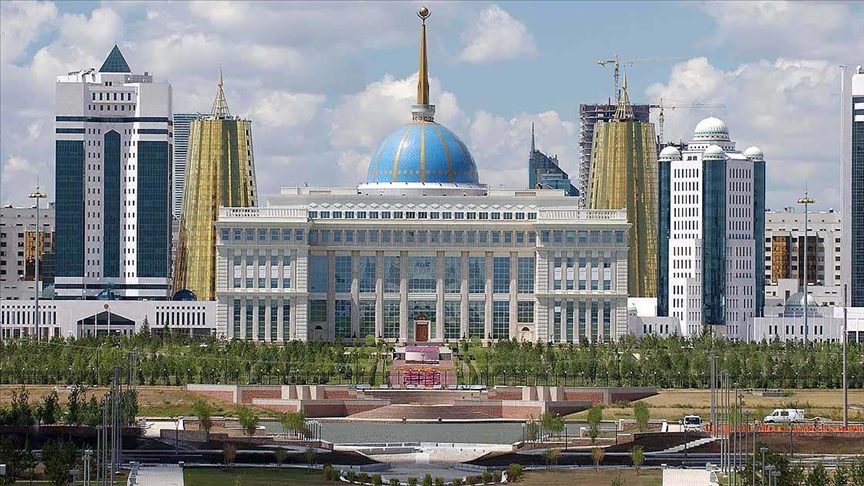 Kazakhstan imposes 180-day state regulation on fuel, food prices amid protests