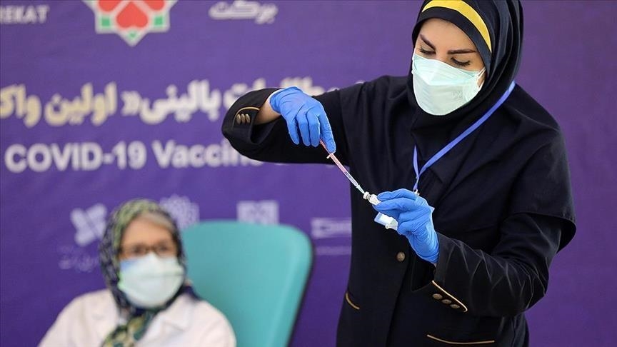  اظهارات ضد و نقیض مقامات ایرانی درباره واردات واکسن کرونا
