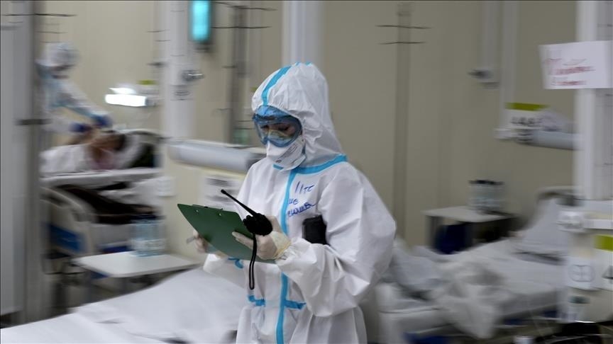 В РФ впервые с конца сентября зафиксировали менее 800 смертей из-за COVID-19