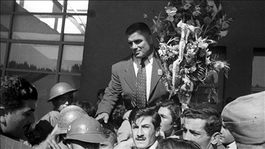 Türk güreşinin efsanesi: Yaşar Doğu