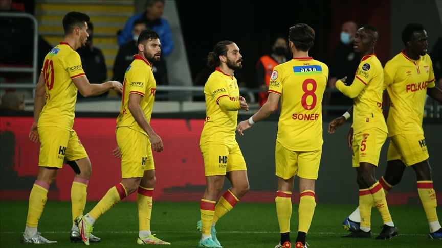 Göztepe ikinci devrenin ilk maçında Antalyasporu konuk edecek