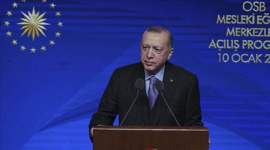Cumhurbaşkanı Erdoğan: Yıl sonuna kadar 1 milyon gencimizin istihdamlarını sağlamayı hedefliyoruz