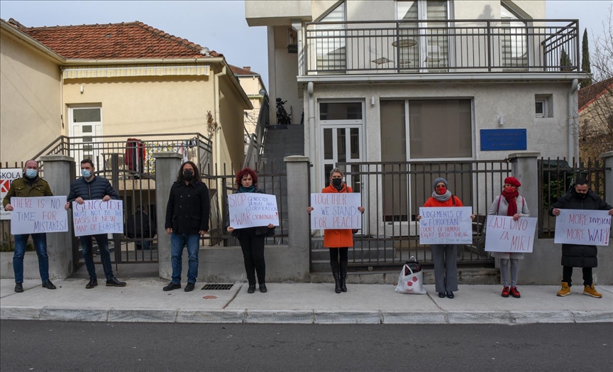 Protest "Zajedno za mir" u Podgorici: Niti jedna država nema pravo ni na jedan dio BiH