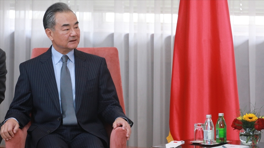 Çin Dışişleri Bakanı Vangdan Kazak mevkidaşı Tileuberdiye destek mesajı