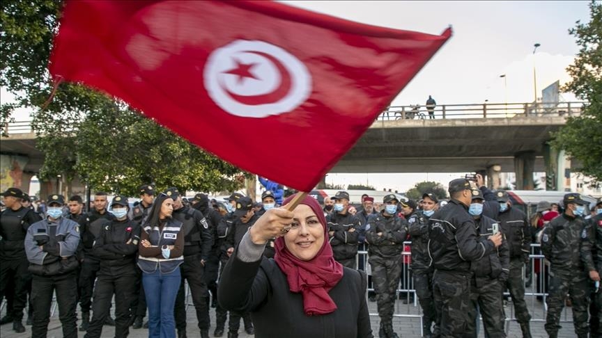 تونس.. 3.72 مليارات دولار عجز ميزانية في 2021