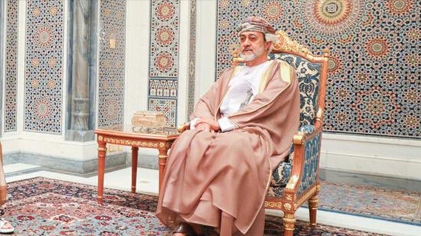 سلطان عمان يدعو مواطنيه إلى "الانفتاح" على العالم "بتوازن"