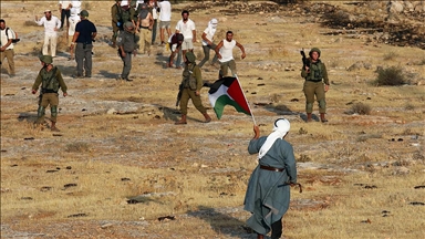 İsrailli eski komutanlardan 'yerleşimcilerin şiddeti 3. intifadaya yol açabilir' uyarısı