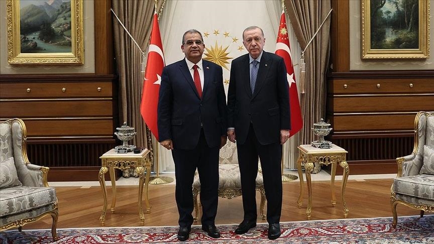 Serokomar Erdogan Serokwezîrê KKTCê Sucuoglu qebûl kir