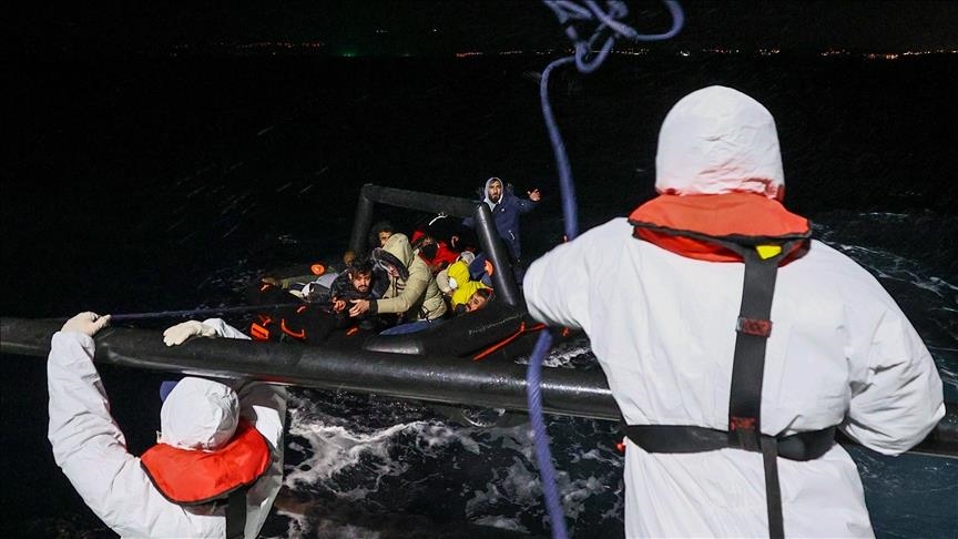Turkish Coast Guard rescues 15,000 migrants pushed into sea by Greece