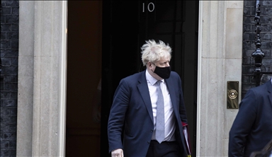 Boris Johnson se disculpa por haber realizado fiesta en Downing Street en pleno confinamiento 