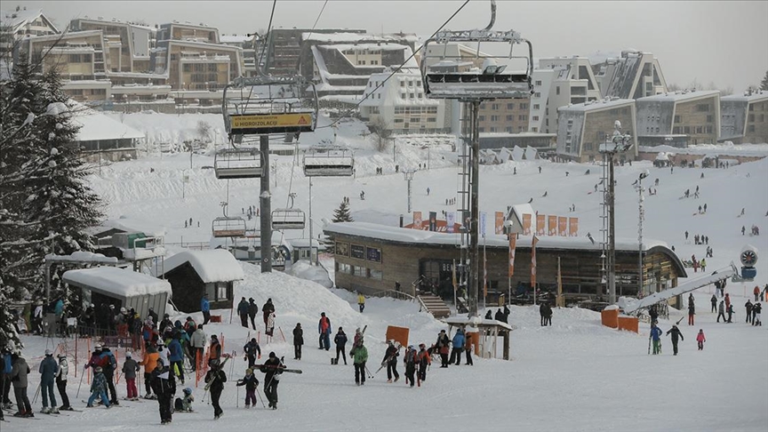 Kanton Sarajevo: Uvedeno VPT pravilo u objektima na skijalištima Bjelašnica i Igman