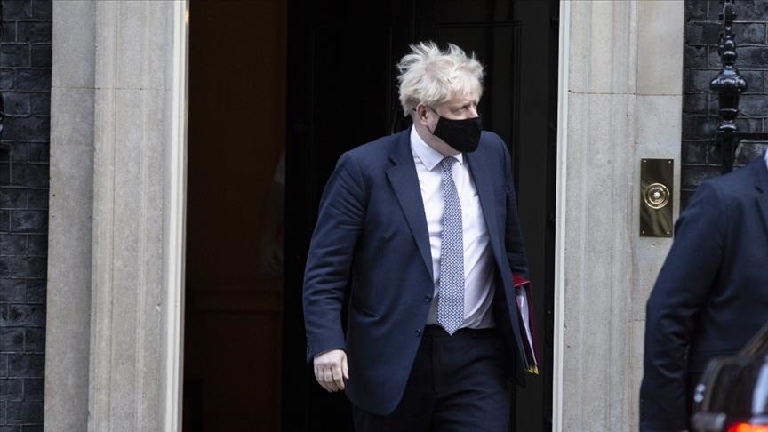UK: Prime Minister Johnson urged to resign despite apology over lockdown party