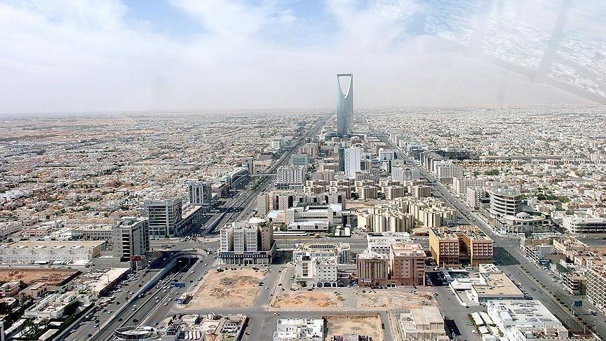 "السيادي" السعودي يخطط لاستثمار 10 مليارات دولار بالأسهم