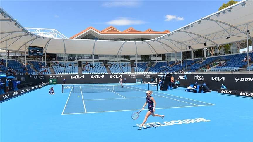 Kovid-19 salgını Avustralya Açık Tenis Turnuvasına ilgiyi düşürdü