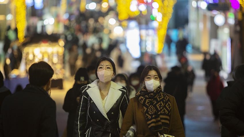 Corea del Sur mantendrá sus restricciones de COVID-19 por otras tres semanas
