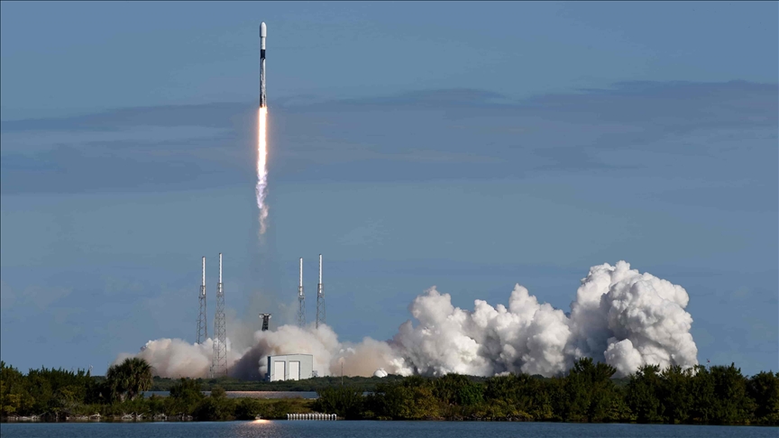 SpaceX lanza al espacio el primer minisatélite de Turquía 