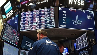 US stock market opens mixed 