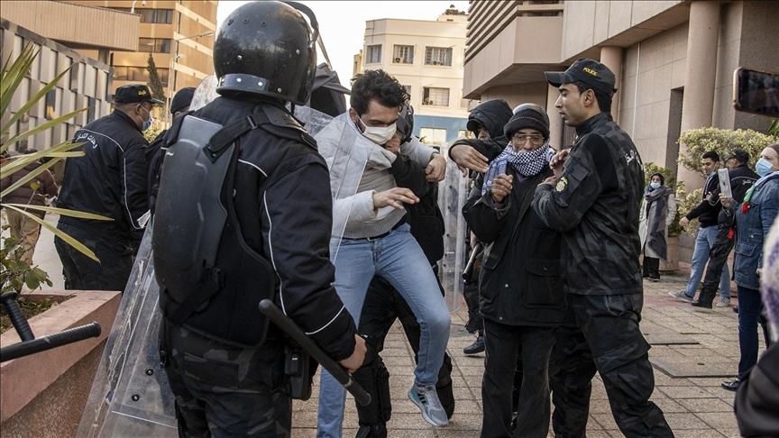 Tunisie: la SNJT condamne les "agressions" contre des journalistes lors des manifestations