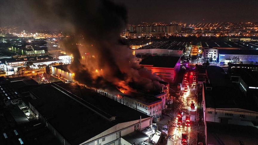 Bursa'da fabrikada çıkan yangın söndürüldü