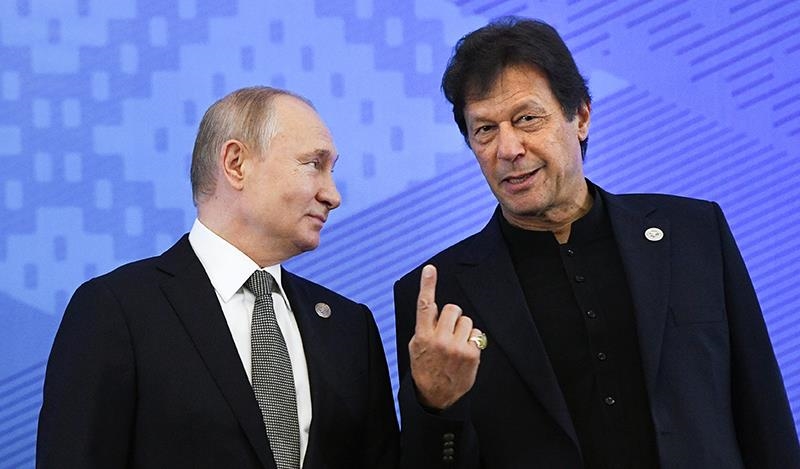 Путин обсудил с Имраном Ханом региональные вопросы