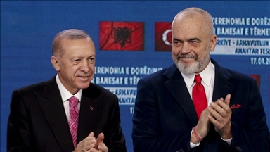 Kryeministri Rama në ceremoninë për banesat në Laç: Presidenti Erdoğan thotë atë që bën dhe bën atë që thotë