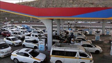 Yemen Ulusal Petrol Şirketi: Aden'deki akaryakıt krizi sona erdi 