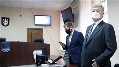 Суд Украины начал выбирать меру пресечения экс-президенту