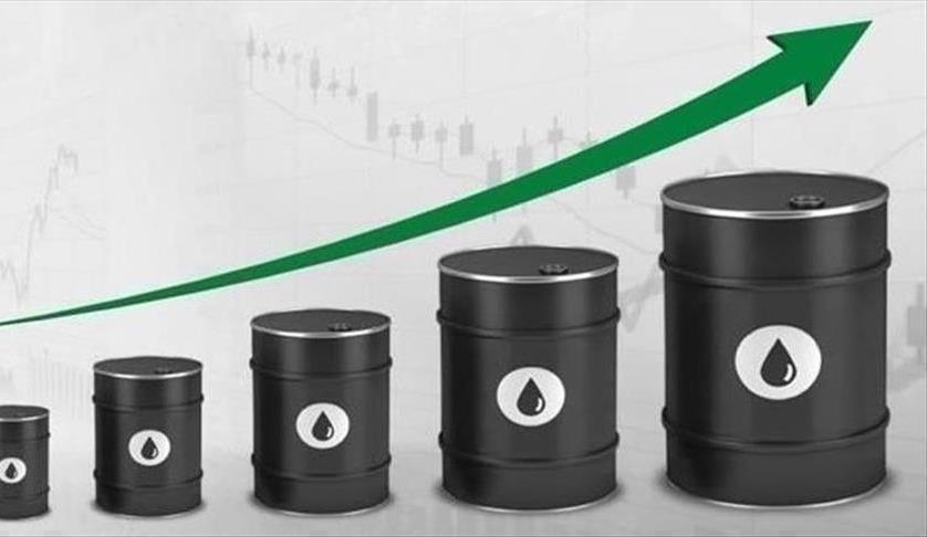 أسعار النفط عند ذروة 7 سنوات مدفوعة بتوترات الشرق الأوسط 