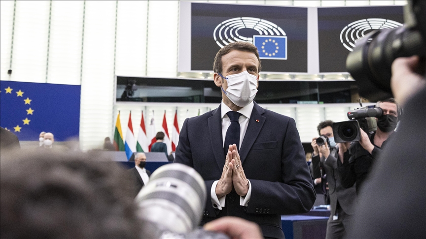 Macron: Almanya ile Ukrayna'daki krize siyasi çözüm bulmaya çalışıyoruz