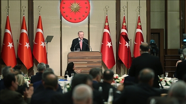 Cumhurbaşkanı Erdoğan: Muhtar maaşlarını 4 bin 250 liraya yükseltme kararı aldık