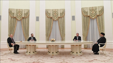 Moskva: Putin se prvi put sastao sa iranskim kolegom Raisijem