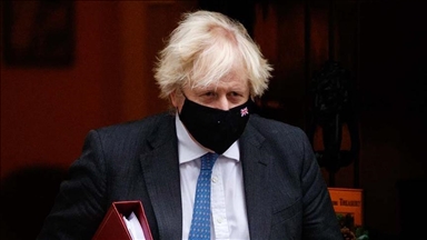 Royaume-Uni: le PM Boris Johnson fait face à des velléités de "défiance" au Parlement  