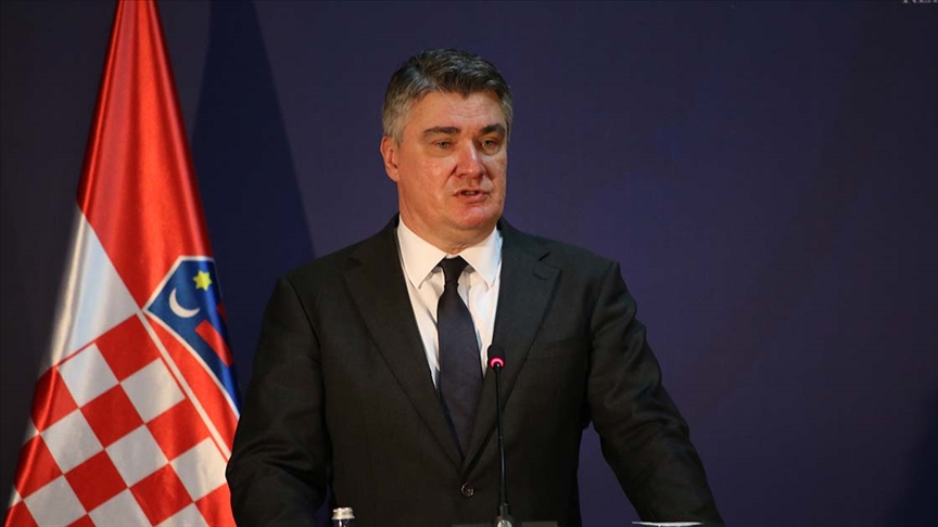 Hırvatistan Cumhurbaşkanı Milanovicten Bosna Hersekteki krizin çözümüne destek
