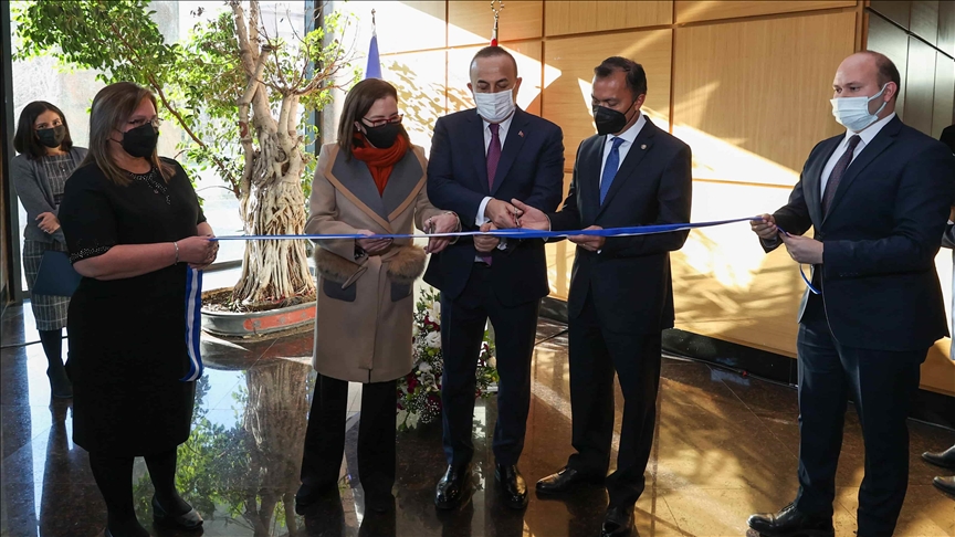 El Salvador inaugura su embajada en Turquía
