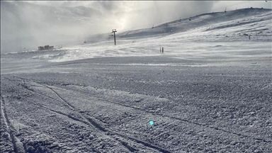 Erciyes'teki pistlerde kar kalınlığı 125 santimetre ölçüldü