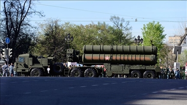 Rusya askeri tatbikat için Belarus’a iki S-400 gönderdi