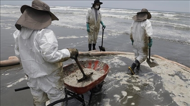 Pérou: Des plages polluées en raison des marées noires