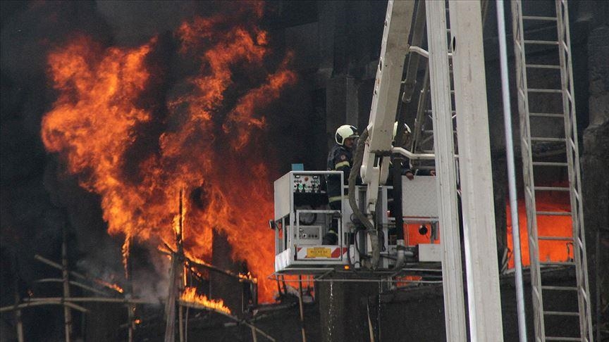 Пожар в высотке в Мумбаи: 7 погибших