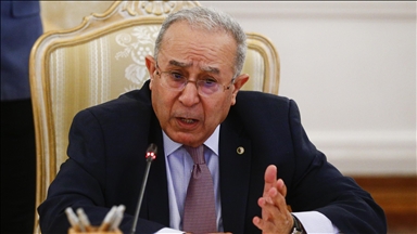 الخارجية الجزائرية: موعد القمة العربية لم يحدد حتى يتم تأجيله 