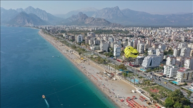 Antalya'ya tatile gelen ya konut alıyor ya da yatırım yapıyor