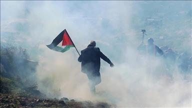 Forcat izraelite plagosin 28 palestinezë gjatë protestave në Bregun Perëndimor