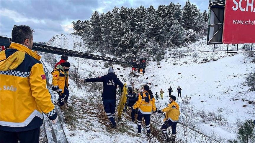 UPDATE - U autobuskoj nesreći u Istanbulu poginule tri, povrijeđeno 18 osoba