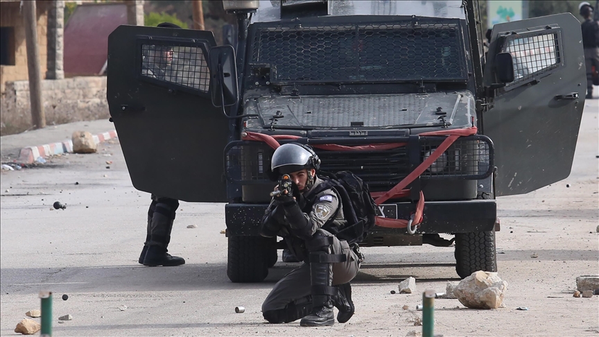 İsrail güçlerinin Kudüs'te mülteci kampına baskınında 6 Filistinli yaralandı