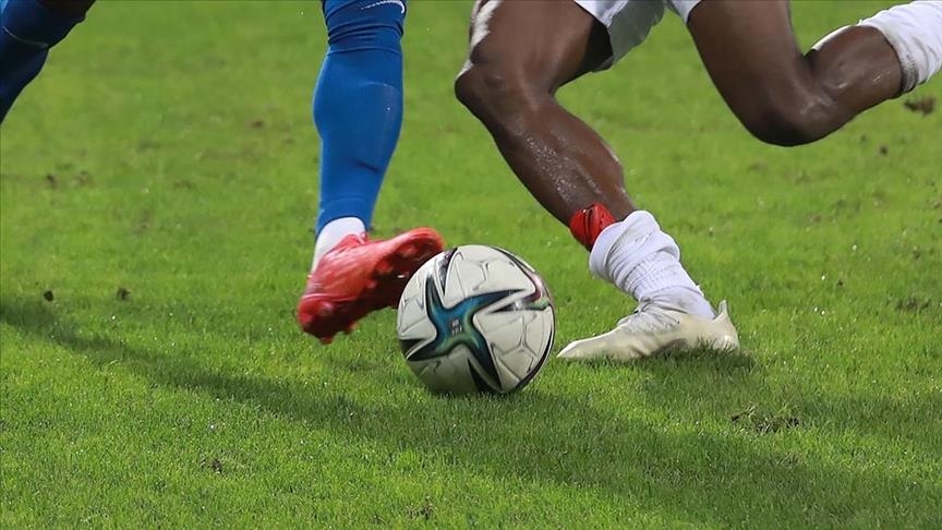 قدم.. كلاسيكو إيطاليا بين ميلان ويوفنتوس ينتهي بالتعادل السلبي