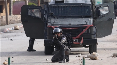 İsrail güçlerinin Kudüs'te mülteci kampına baskınında 6 Filistinli yaralandı